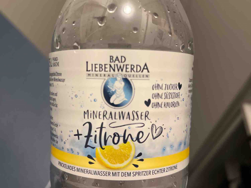Mineralwasser, Zitrone von GobLiN | Hochgeladen von: GobLiN