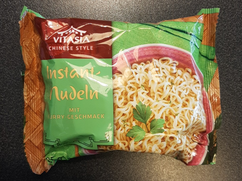Instant-Nudelm mit Curry-Geschmack von LunaLausebär | Hochgeladen von: LunaLausebär Instant-Nudelm mit Curry-Geschmack von LunaLausebär | Hochgeladen von: LunaLausebär