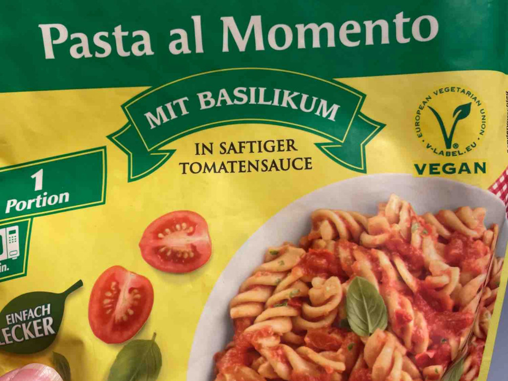 Pasta al  Momento (mit Basilikum in saftiger Tomatensauce) von M | Hochgeladen von: Maike22