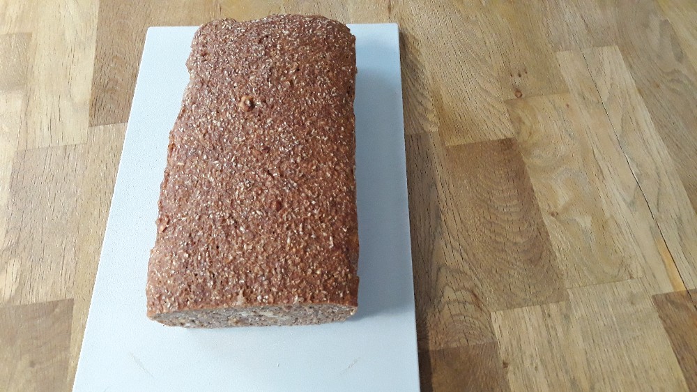 Kerniges Dinkelvollkornbrot von schmeckefux | Hochgeladen von: schmeckefux