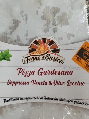 Pizza Gardesana Soppressa Veneta & Olive Leccino von cesabi6 | Hochgeladen von: cesabi68236