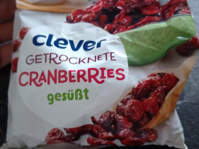 Hochgeladen von: Pikaa18