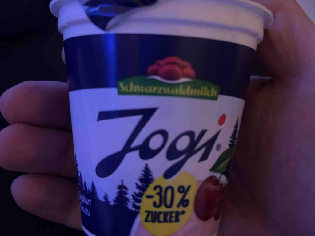 Jogi Kirschjoghurt, -30% Zucker von JonasHa | Hochgeladen von: JonasHa