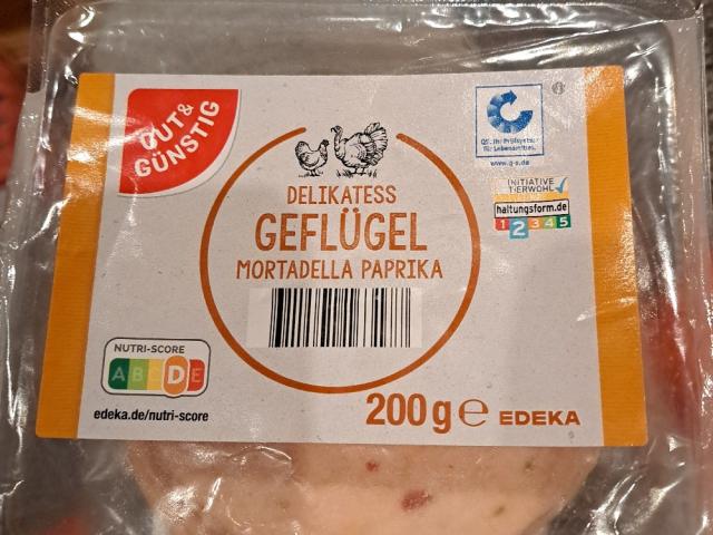 Hochgeladen von: CZmädchen Hochgeladen von: CZmädchen