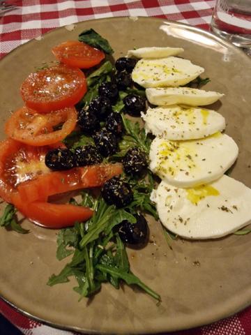 Insalata caprese , Tomaten-Mozzarella-Salat von grinsekatze68 | Hochgeladen von: grinsekatze68