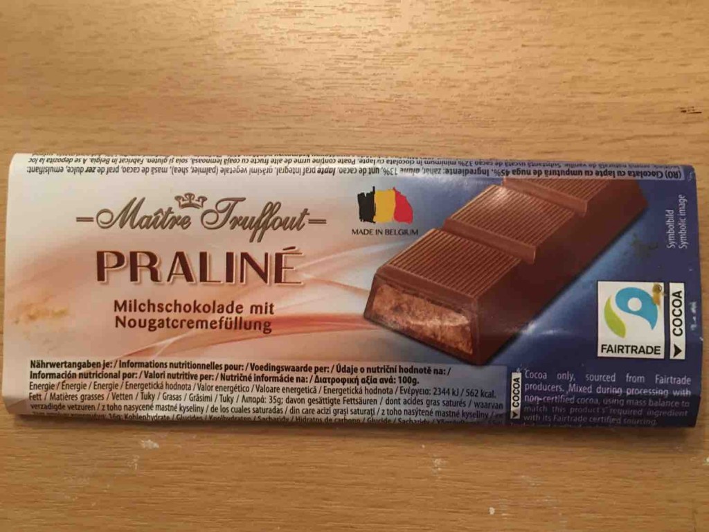 Maitre Truffout Praliné, Milchschokolade mit Nougatcremefüllung  | Hochgeladen von: Adenike