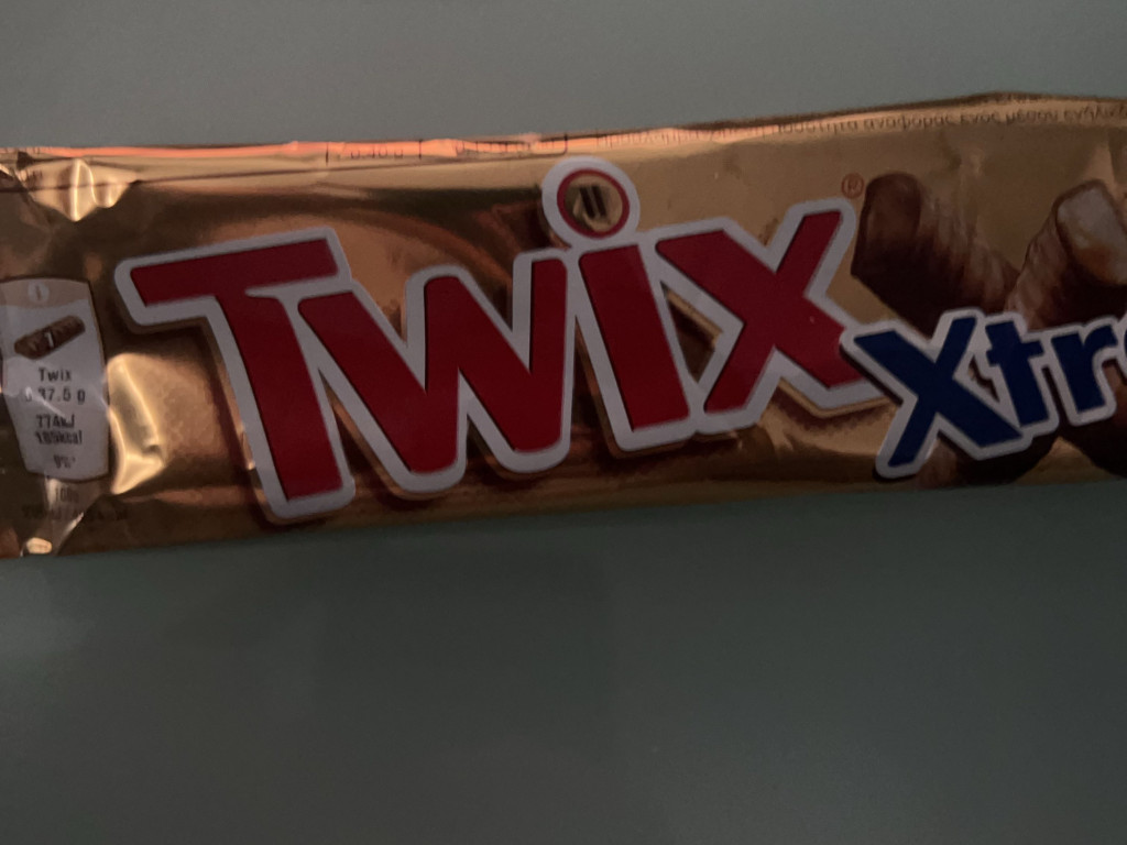 Twix, Large by Erkcooles | Hochgeladen von: Erkcooles