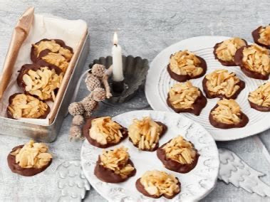 Florentiner, selbstgemacht, Dr. Oetker von NiklasN | Hochgeladen von: NiklasN Florentiner, selbstgemacht, Dr. Oetker von NiklasN | Hochgeladen von: NiklasN