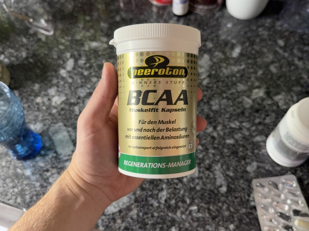 Hochgeladen von: slash77