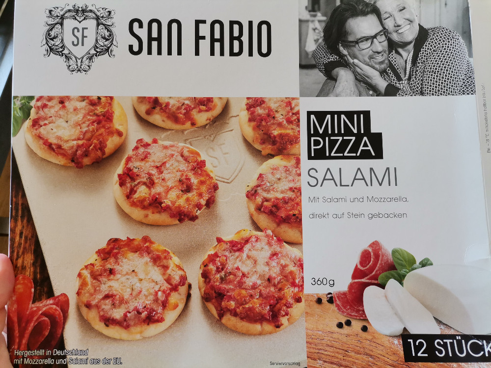 Mini Pizza Salami von melanielora | Hochgeladen von: melanielora