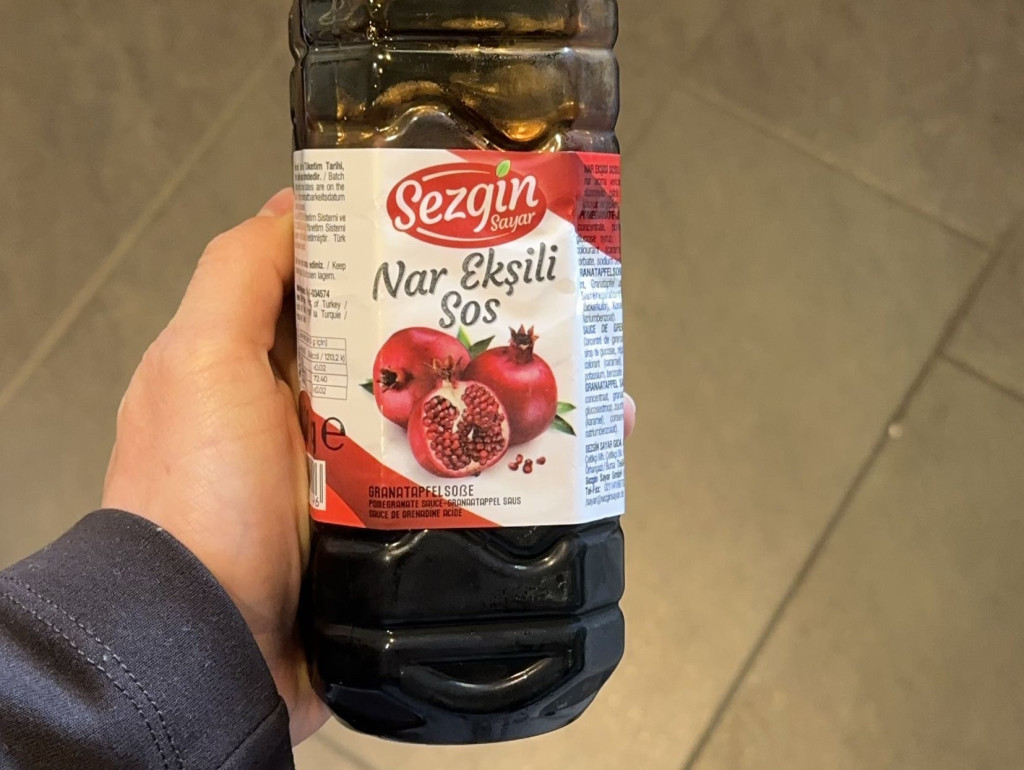 Hochgeladen von: xlaviv