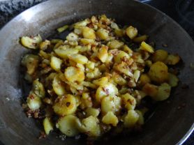 Bratkartoffeln mit Speck und Zwiebeln, (Zubereitung Haushalt | Hochgeladen von: reg.