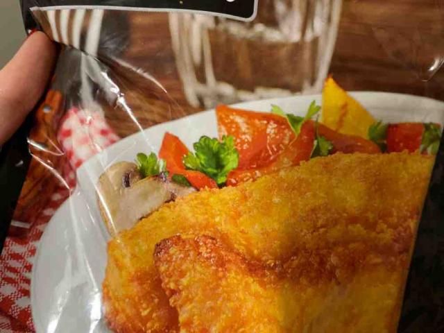 Chicken breast fillet with cornflakes by Assy999 | Uploaded by: Assy999