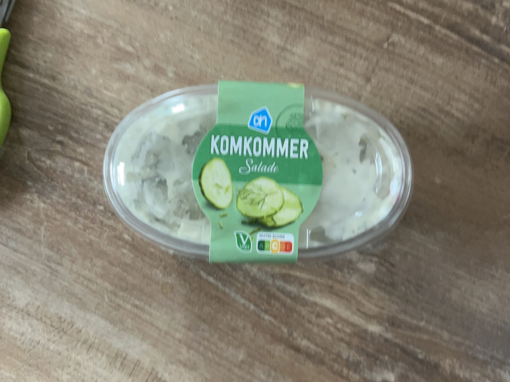 Hochgeladen von: tally1234