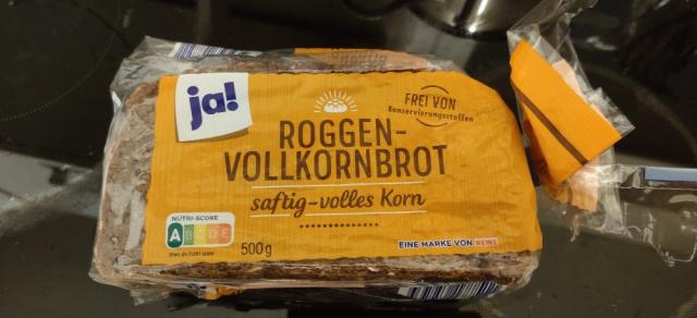 Roggen-Vollkornbrot, saftig-volles Korn von JOFlannigan | Hochgeladen von: JOFlannigan