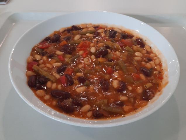 Pikantes Bohnenchili mit Knoblauchbaguette 2 von KitFisto | Hochgeladen von: KitFisto