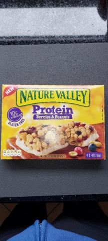 Protein Berry and Peanuts, 10g Protein by Fallyman | Hochgeladen von: Fallyman