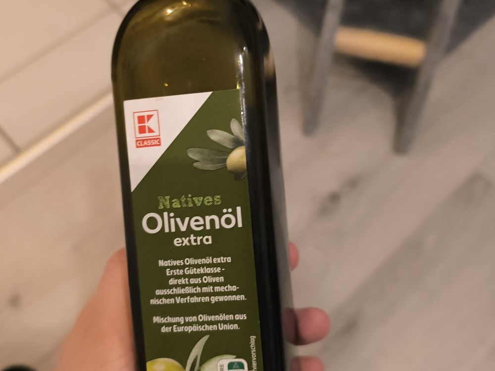 Hochgeladen von: angelalovesblink