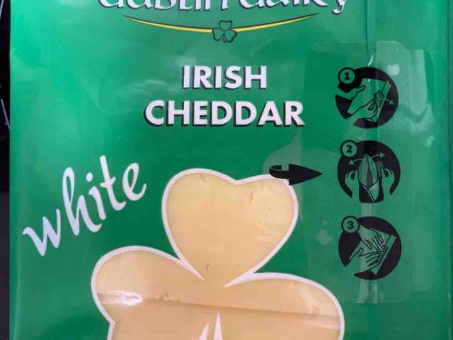 Irish Cheddar, white von beani88 | Hochgeladen von: beani88