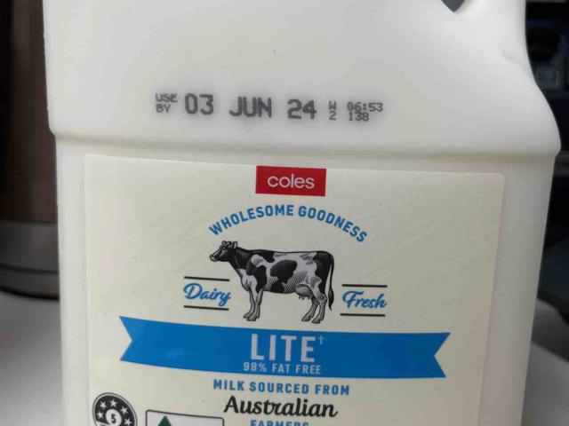 Lite Milk, 98% Fat free by JonathanZuehlke | Hochgeladen von: JonathanZuehlke