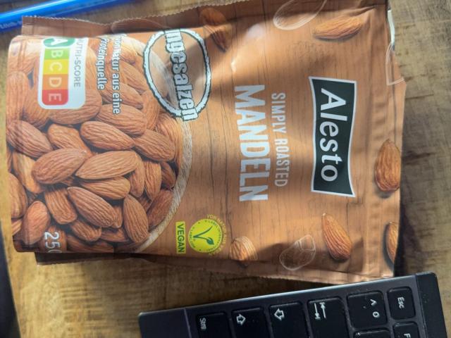 Hochgeladen von: sarahxdrws