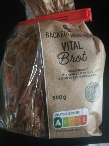 Vital Brot (Weizenbrot mit 23% Weizenvollkornmehl) von Birte2804 | Hochgeladen von: Birte2804