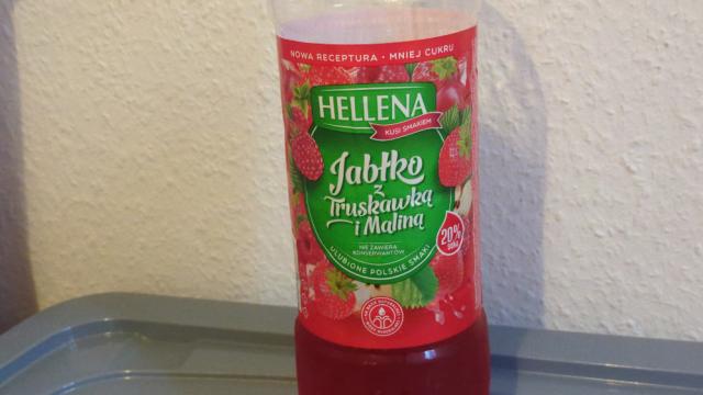 HELLENA Jabtko, Apfel, Erdbeere, Himbeer Geschmack von fifaHead4 | Hochgeladen von: fifaHead44