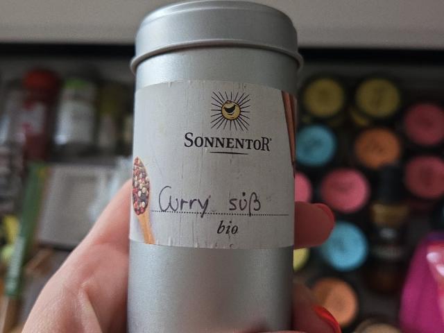 Hochgeladen von: Tina Krendl Hochgeladen von: Tina Krendl