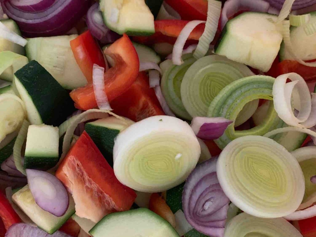 Ratatouille (Gemüsemischung), Zucchini, Tomaten, Auberginen, Zwi | Hochgeladen von: glonass
