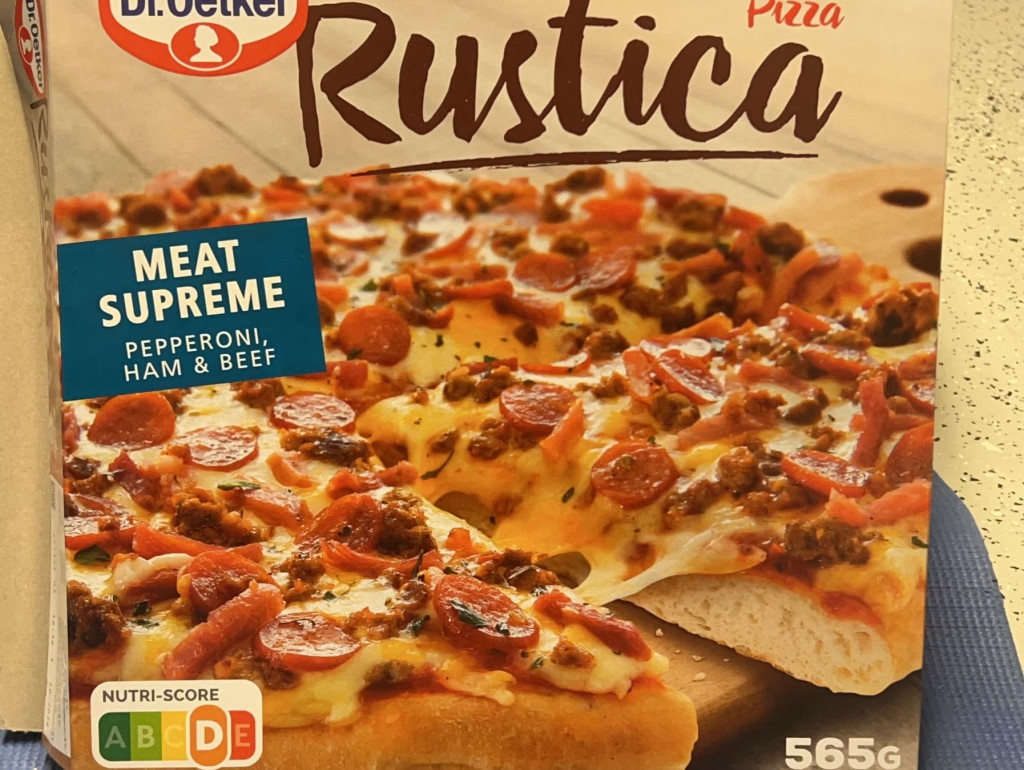 Hochgeladen von: meganight