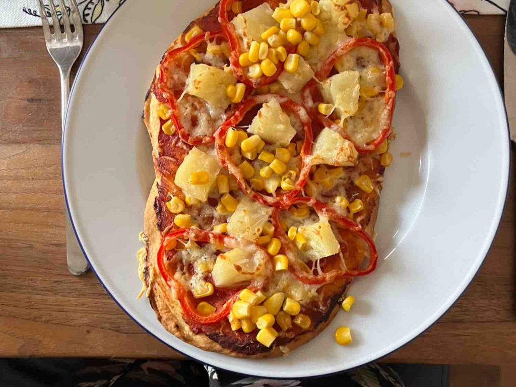 Pizza Margherita mit Ananas von Koeni | Hochgeladen von: Koeni
