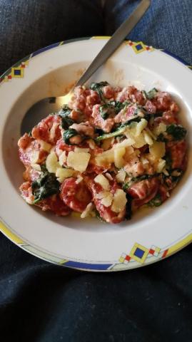 Rote-Beete-Gnocchi in Bacon-Sahnesoße von minkipower | Hochgeladen von: minkipower