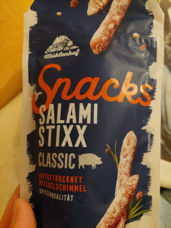 Snacks Salami Stixx, Classic by Franceee | Hochgeladen von: Franceee