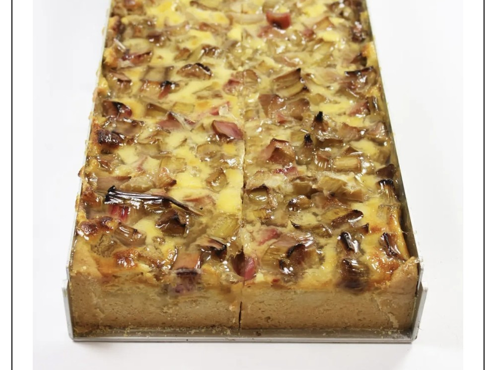 Rhabarber- Schnitte, In Rahm von GHenschel | Hochgeladen von: GHenschel Rhabarber- Schnitte, In Rahm von GHenschel | Hochgeladen von: GHenschel
