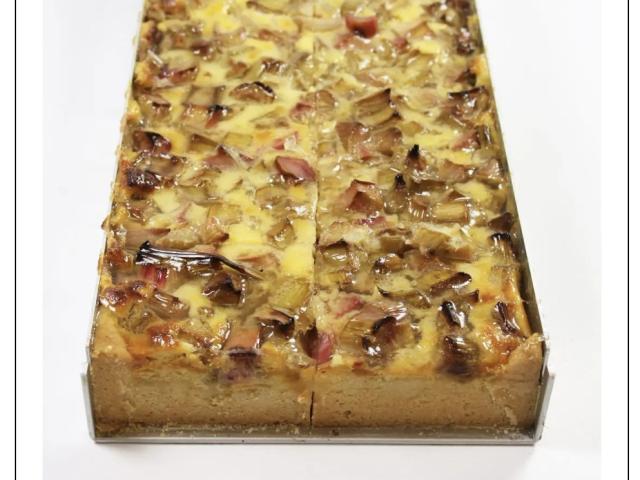 Rhabarber- Schnitte, In Rahm von GHenschel | Hochgeladen von: GHenschel Rhabarber- Schnitte, In Rahm von GHenschel | Hochgeladen von: GHenschel