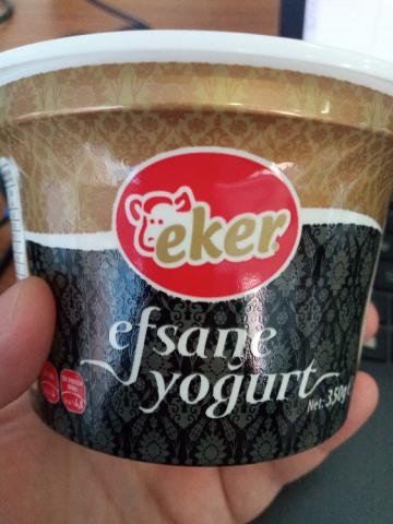 Eker Efsane Yogurt, 4% fat without added sugar by eminelemenler | Uploaded by: eminelemenler