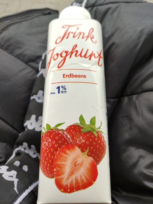 Trink Joghurt, Erdbeere von kadir-58 | Hochgeladen von: kadir-58