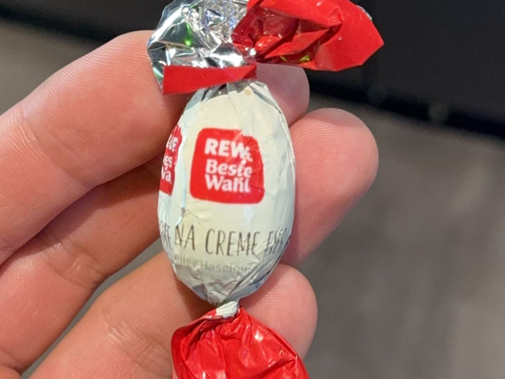 REWE Beste Wahl Buona Creme-Eier mit Haselnusscreme, Haselnuss v | Hochgeladen von: NecimTv REWE Beste Wahl Buona Creme-Eier mit Haselnusscreme, Haselnuss v | Hochgeladen von: NecimTv