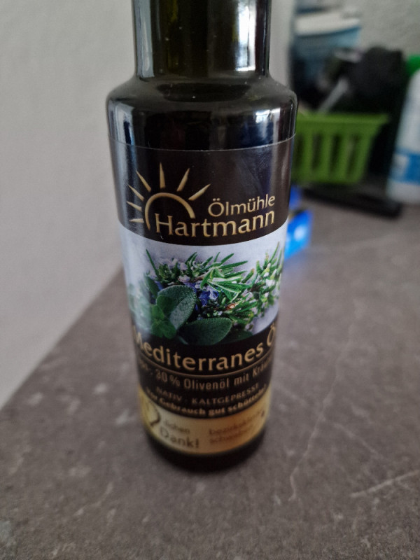 Mediterranes Öl, Raps- und Olivenöl mit Kräutern von shanice92 | Hochgeladen von: shanice92