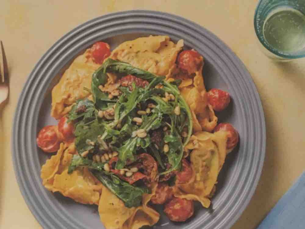 Maxi-Tortelli mit frischen Kirschtomaten von Harry29 | Hochgeladen von: Harry29