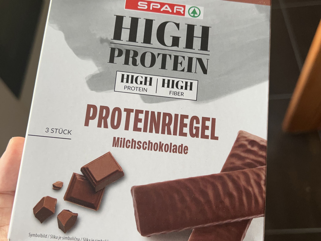 Proteinriegel High Protein, Milchschokolade von PK666 | Hochgeladen von: PK666 Proteinriegel High Protein, Milchschokolade von PK666 | Hochgeladen von: PK666