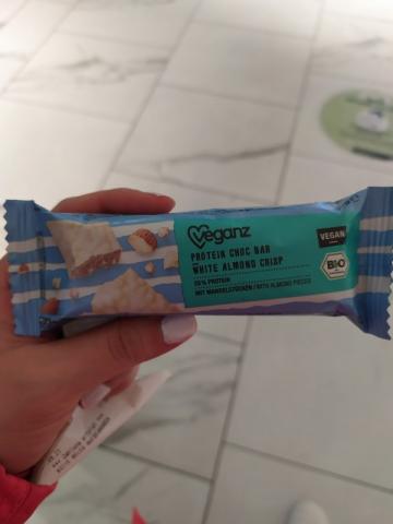 Protein choc bar white almond crisp, 25% Protein von juliafassha | Hochgeladen von: juliafasshauer