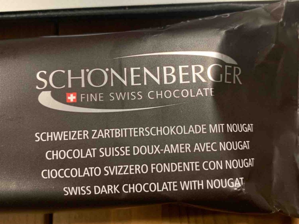 Schweizer Zartbitterschokolade mit Nougat von LNB | Hochgeladen von: LNB