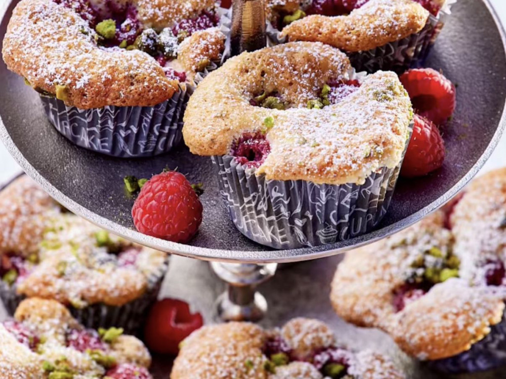 Hochgeladen von: Bizarrd