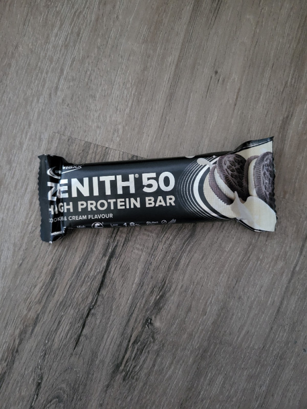 Zenith 50 High Protein Bar (Cookies and Cream) von Jasmin.wlr  | Hochgeladen von: Jasmin.wlr 