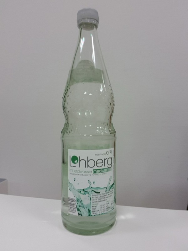 Lohberg Mineralwasser medium, Natürliches Mineralwasser mit Kohl | Hochgeladen von: Hirzallah