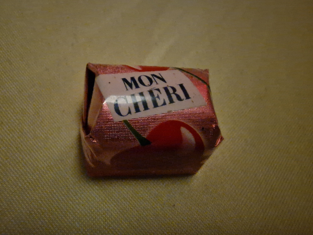 Mon Cheri, Sweet Cherry  von schmidtmarko | Hochgeladen von: schmidtmarko