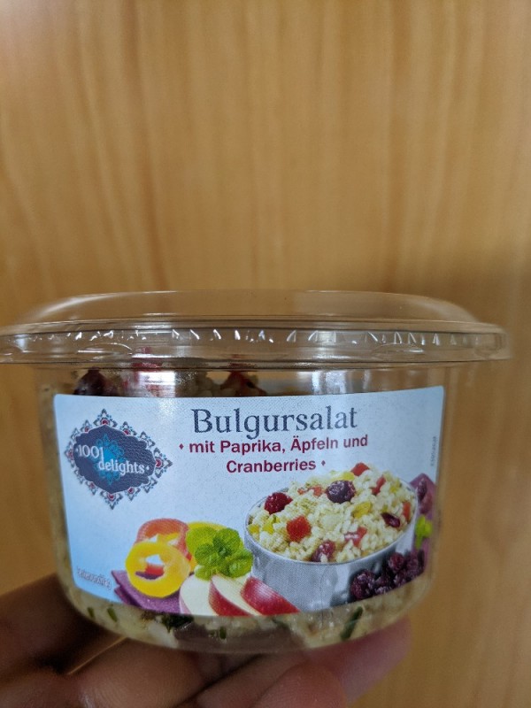 Bulgursalat, mit Paprika Äpfel und Cranberries von benzand | Hochgeladen von: benzand