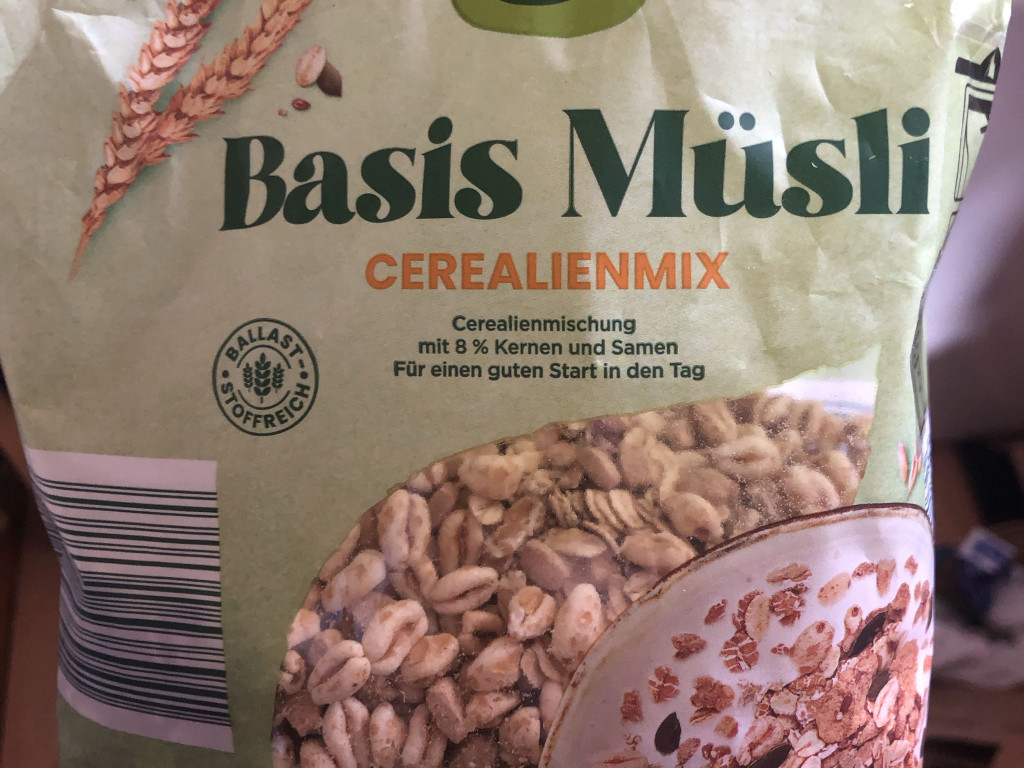 Basis-Müsli, Cerealienmix von schubkarrenjazz | Hochgeladen von: schubkarrenjazz