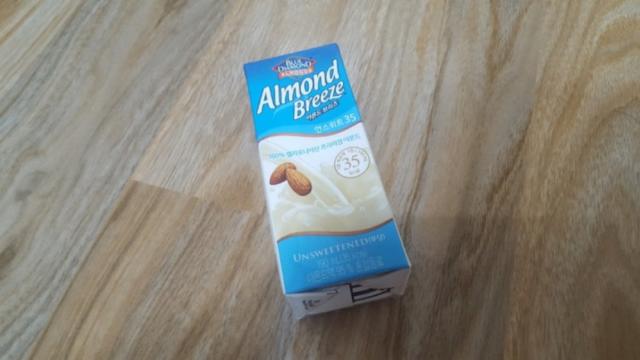 Almond Breeze Unsweetened by Anni-Banani | Uploaded by: Anni-Banani